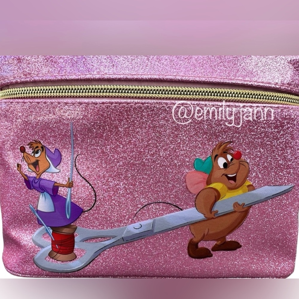 Cinderella✨Cosmetic Train Case - Picture 3 of 12